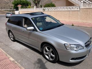 Subaru Legacy Touring Wagon 3.0 245CV (2006)