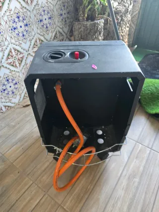 Estufa Butsir Negra Pequeña