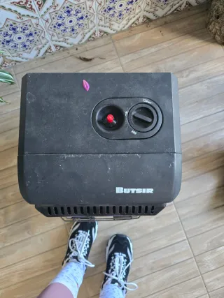 Estufa Butsir Negra Pequeña