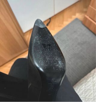 Stivali scamosciati neri eleganti con tacco