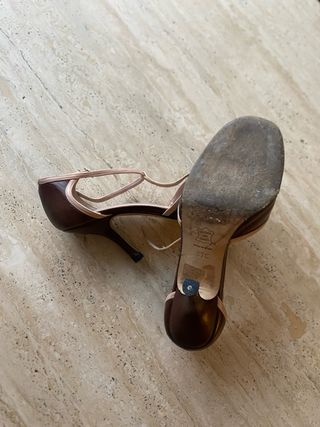 Zapatos Sacha London T-Strap Marrón Rosa