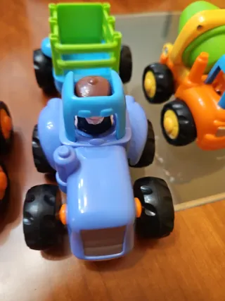 Lote 4 Vehículos de Juguete de granja y campo