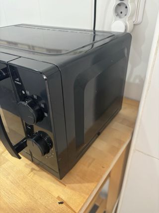 Microondas Taurus Negro