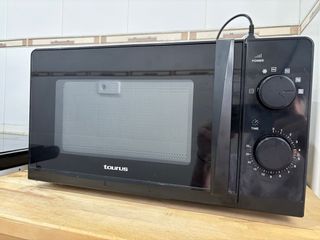 Microondas Taurus Negro