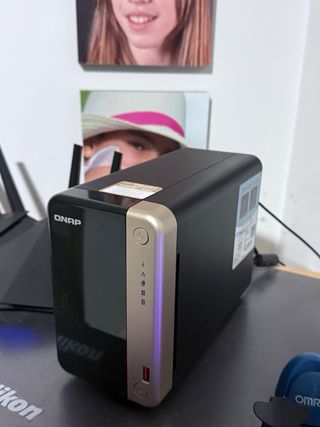 QNAP TS-264 con discos NAS Pro