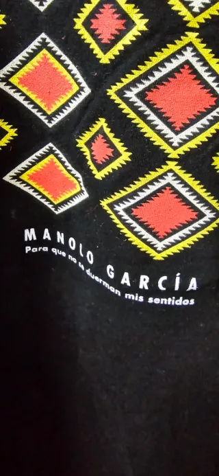 Camiseta Manolo García Diseño Étnico