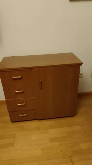 Máquina de coser Alfa verde