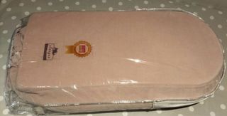 Cuna nido reductora para recién nacidos