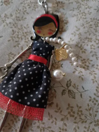 Lotto 2 collane ciondolo bambola