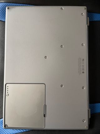 Apple Powerbook G4 Titanium