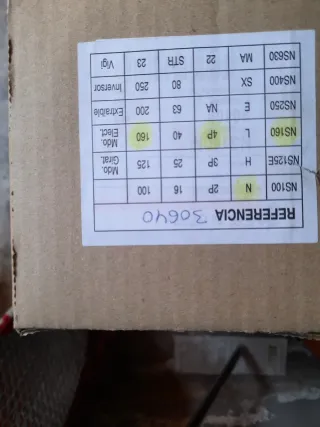 Interruptor automático Merlin Gerin NS 160A