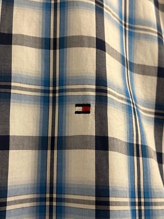 Camisa Tommy Hilfiger Cuadros Azul y Blanco