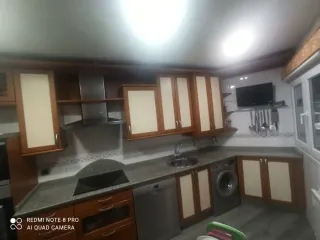 Muebles de Cocina Madera y Cristal