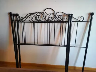 Cabecero de forja negro