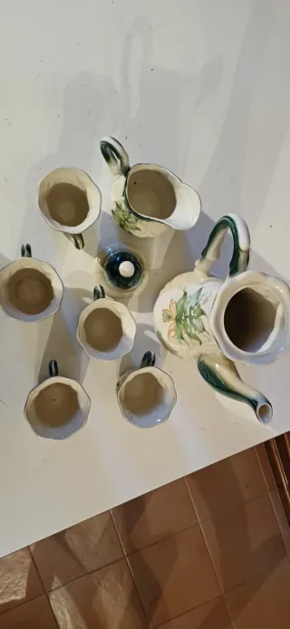 Set da tè in porcellana decorato