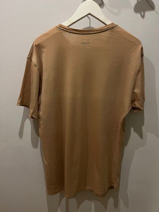 Camiseta Bershka Oversize Beige Talla M