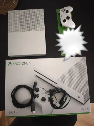 Xbox One S 1TB con 2 controller