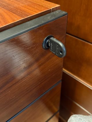 Mesa de oficina 120x80 con cajonera