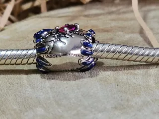 Charm Corazón Stranger Things