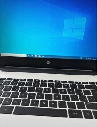 Portátil HP 4GB RAM 100GB
