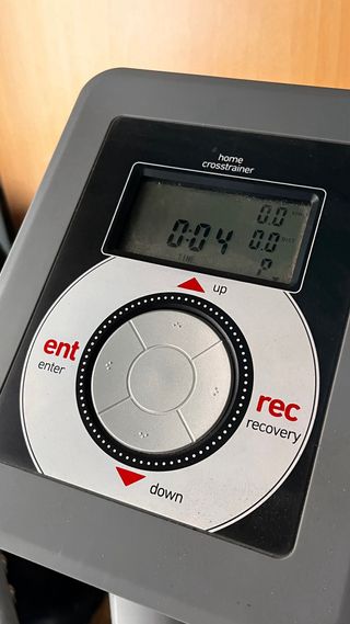 Bicicleta Elíptica Gris y Blanca BH