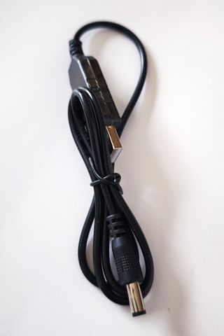 Mini aspirador de mano con accesorios