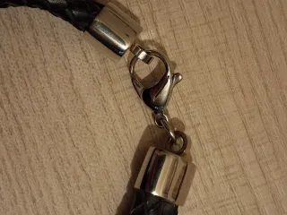 Pulsera cuero trenzado hombre.