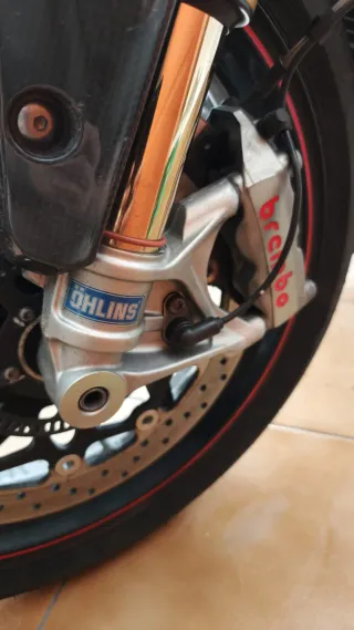 Triumph Speed Triple 1050 R