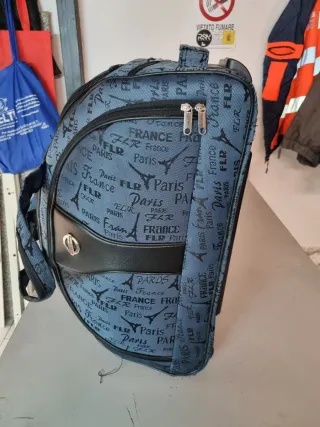 Borsone Trolley Blu e Nero