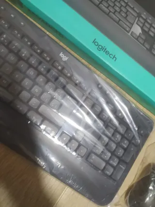 Teclado y Ratón Logitech MK540 Advanced