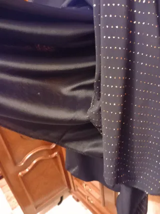 Falda fiesta con brillos dorados