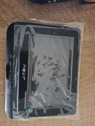 Reproductor multimedia portátil Nevir 2 pantallas