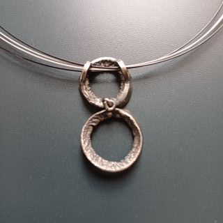 Gargantilla diseño artesanal de acabado envejecido