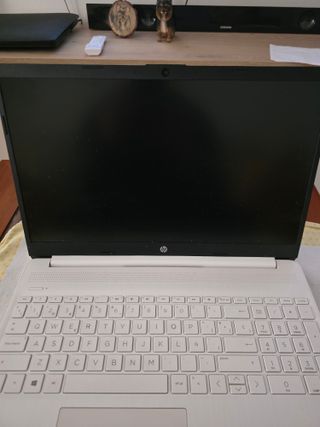 Portátil HP 15s Blanco Casi Nuevo