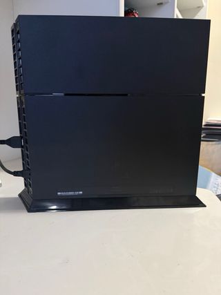 Playstation 4 400GB Nera