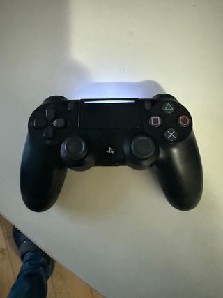 Playstation 4 400GB Nera