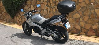 Suzuki GSR 600cc Naked 2006 en perfecto estado !!