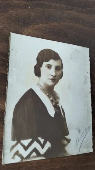 Retrato Antiguo Iluminado a Mano - Saga Unturbe