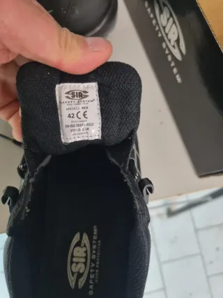Scarpe antinfortunistiche SIR nere