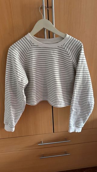 Sudadera Cropped Rayas Stradivarius