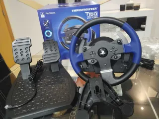 Volant Thrustmaster T150 Force Feedback PC/PS4/PS3