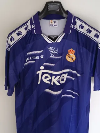 Camiseta Real Madrid retro. Zamorano 9. Talla XL