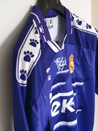 Camiseta Real Madrid retro. Zamorano 9. Talla XL