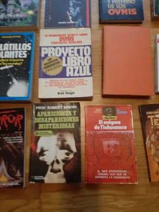 Lote de libros vintage ovnis,fantasmas,terror,etc.