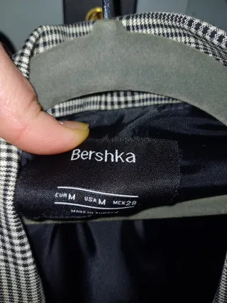 Americana de cuadros gris y blanco