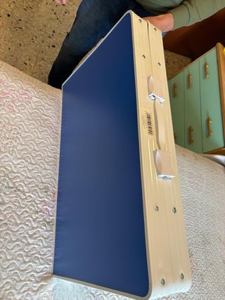 Tavolino campeggio con 4 sgabelli blu