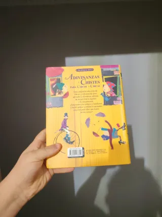 Libro de chistes y adivinanzas