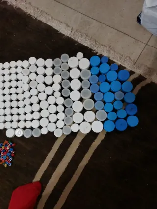 500 Tapones Plástico + 50 Pinchos Construcción