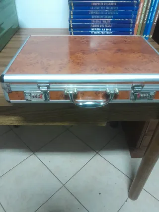 Valigetta coltelli e forchette cucina