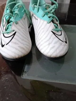 Botas de fútbol Nike Phantom Talla 36